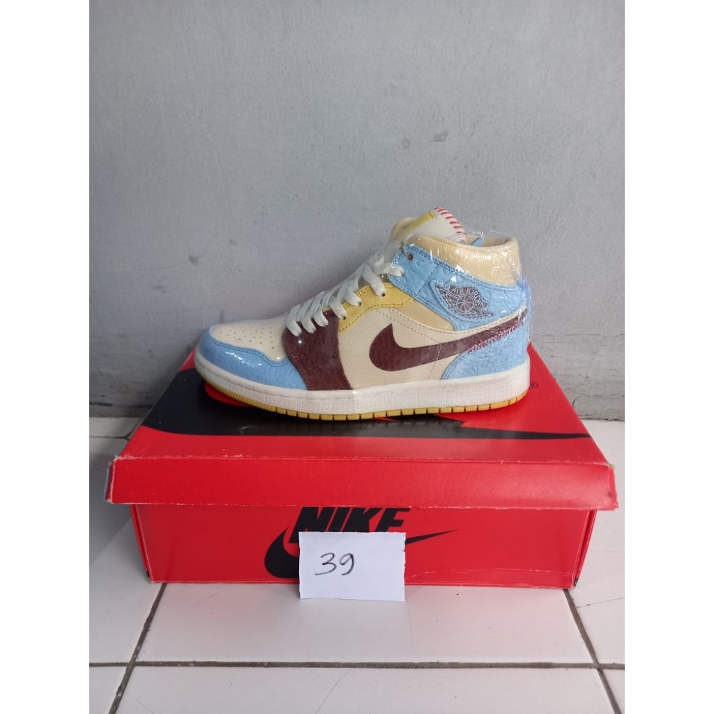 Sepatu Basket Jordan 1 Mid Fearless CU2803 200 size 39 Sky Blue/Grey/Yellow