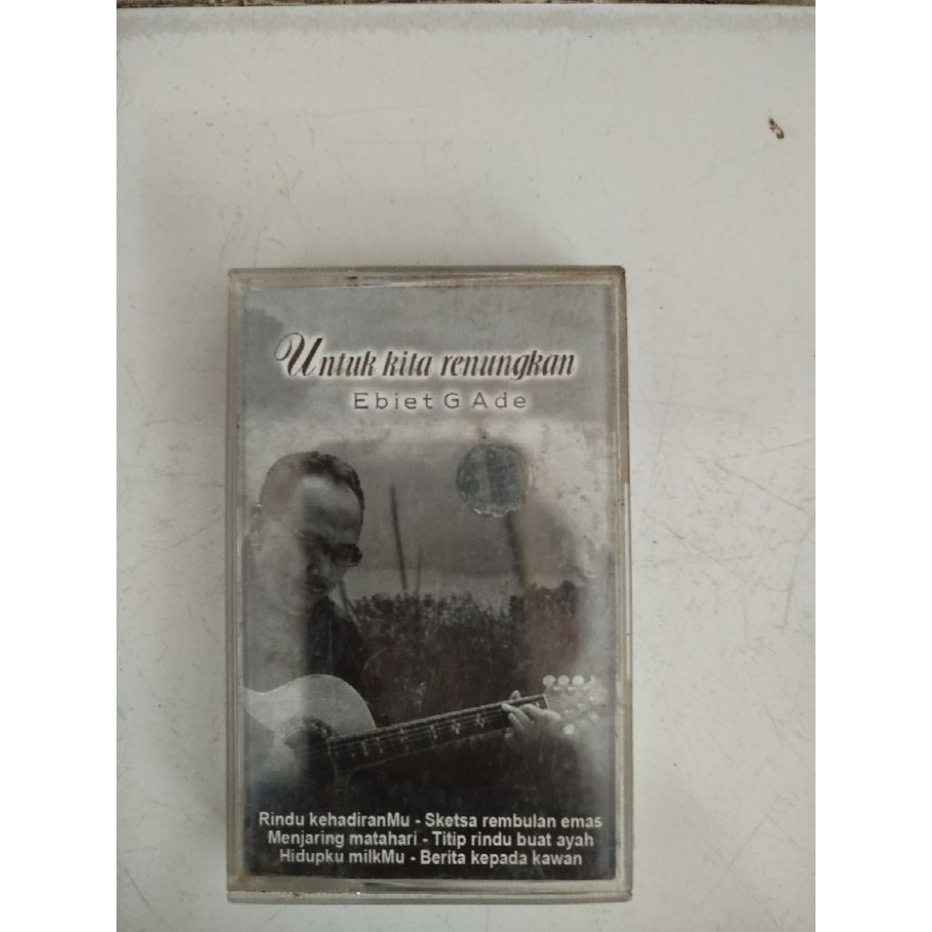 Kaset Ebiet G Ade