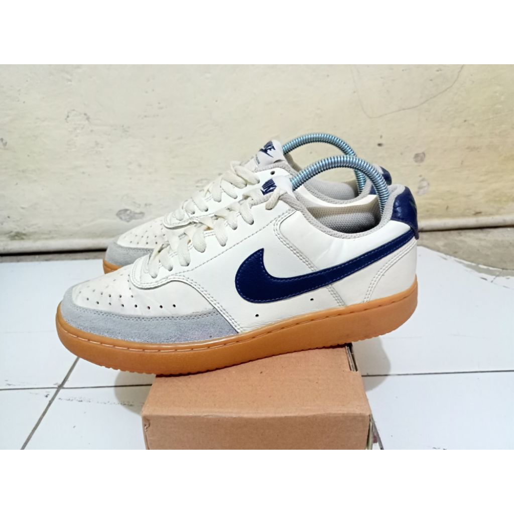 Nike Court Vision Low