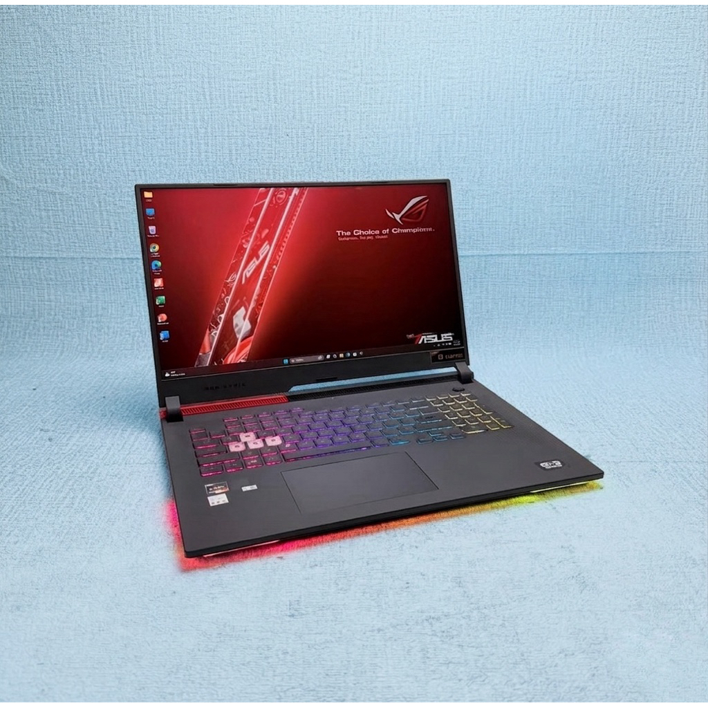 Asus ROG Strix G713iC, Ryzen 7