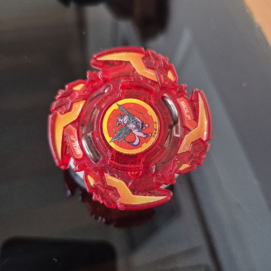 Beyblade Burst Wolborg Merah