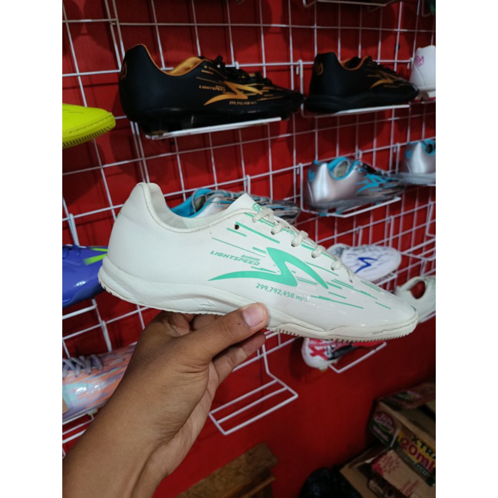 SPECS LS REBORN GREEN BUG SECOND LIKE NEW