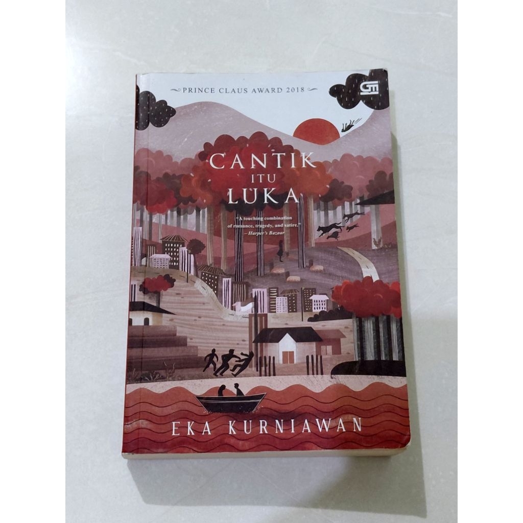 Preloved novel cantik itu luka by EKA KURNIAWAN soft cover