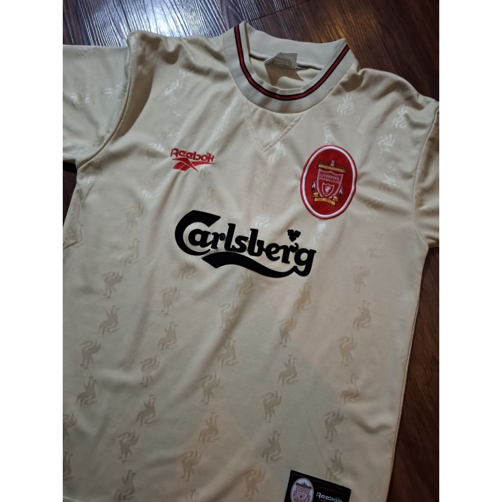 Liverpool Away Retro - used