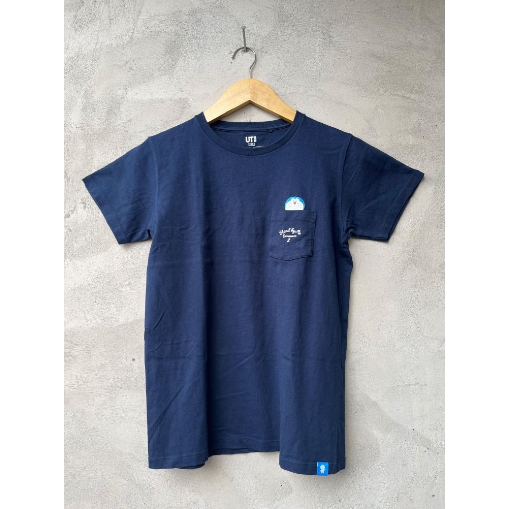 Uniqlo kids UT Doraemon T-shirt XS (160)