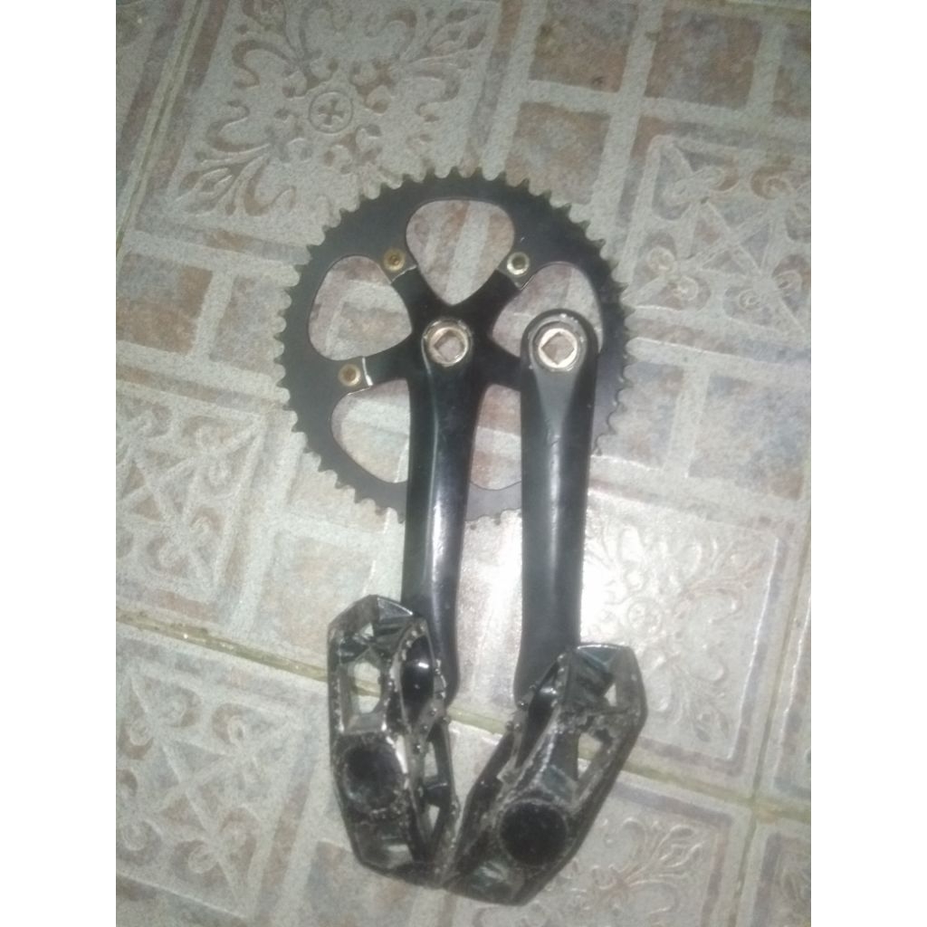 crankset bcd 46t bekas second