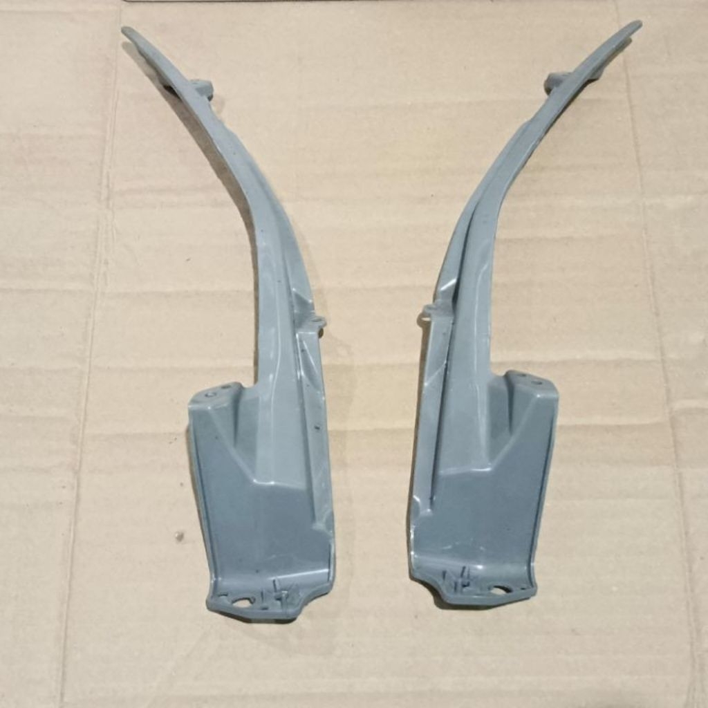 Reflektor alis senja Bawah lampu depan PCX 150 original