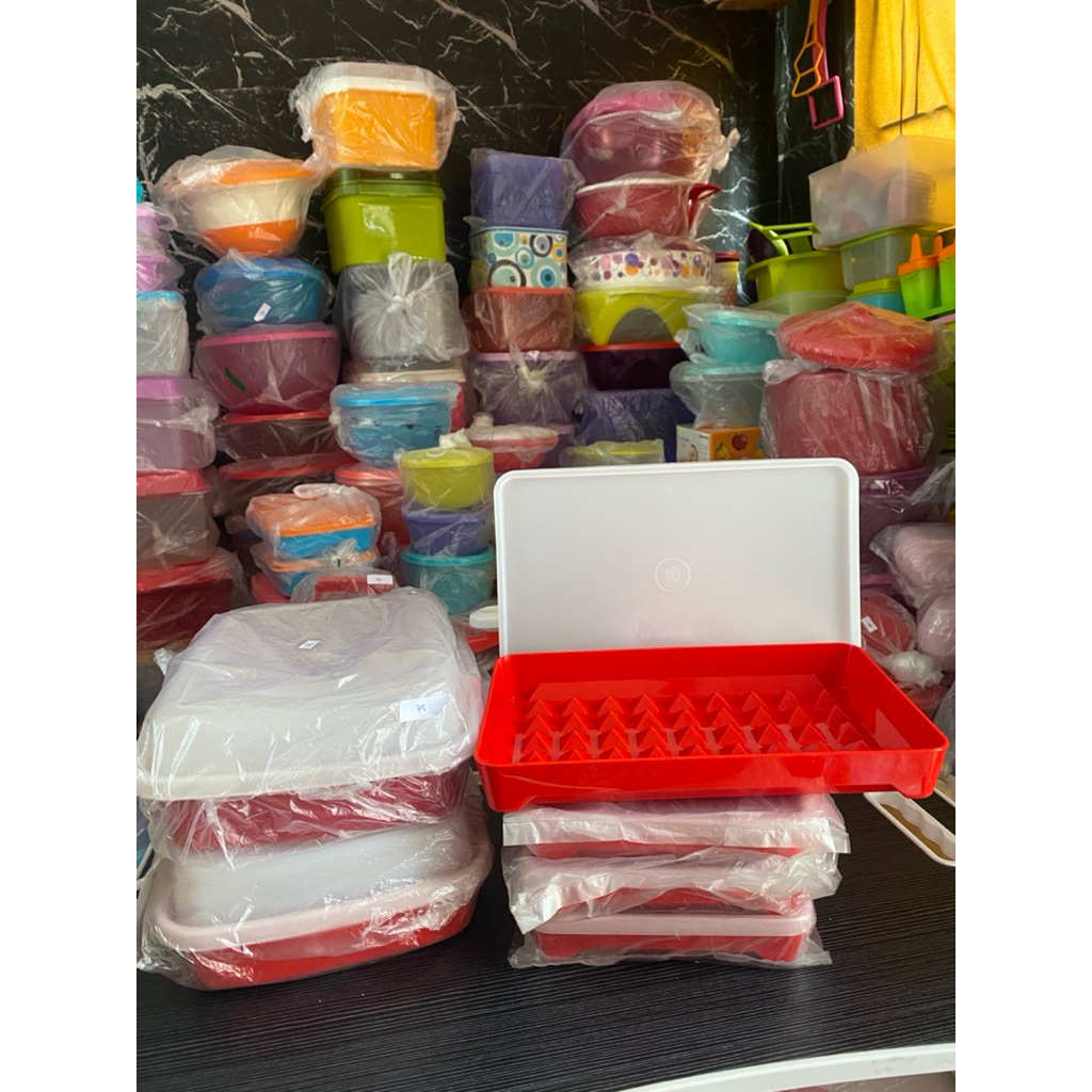 Junior Season Serve • Sausage Kepeer * Indo - Import ( Wadah Marinasi ) Tupperware
