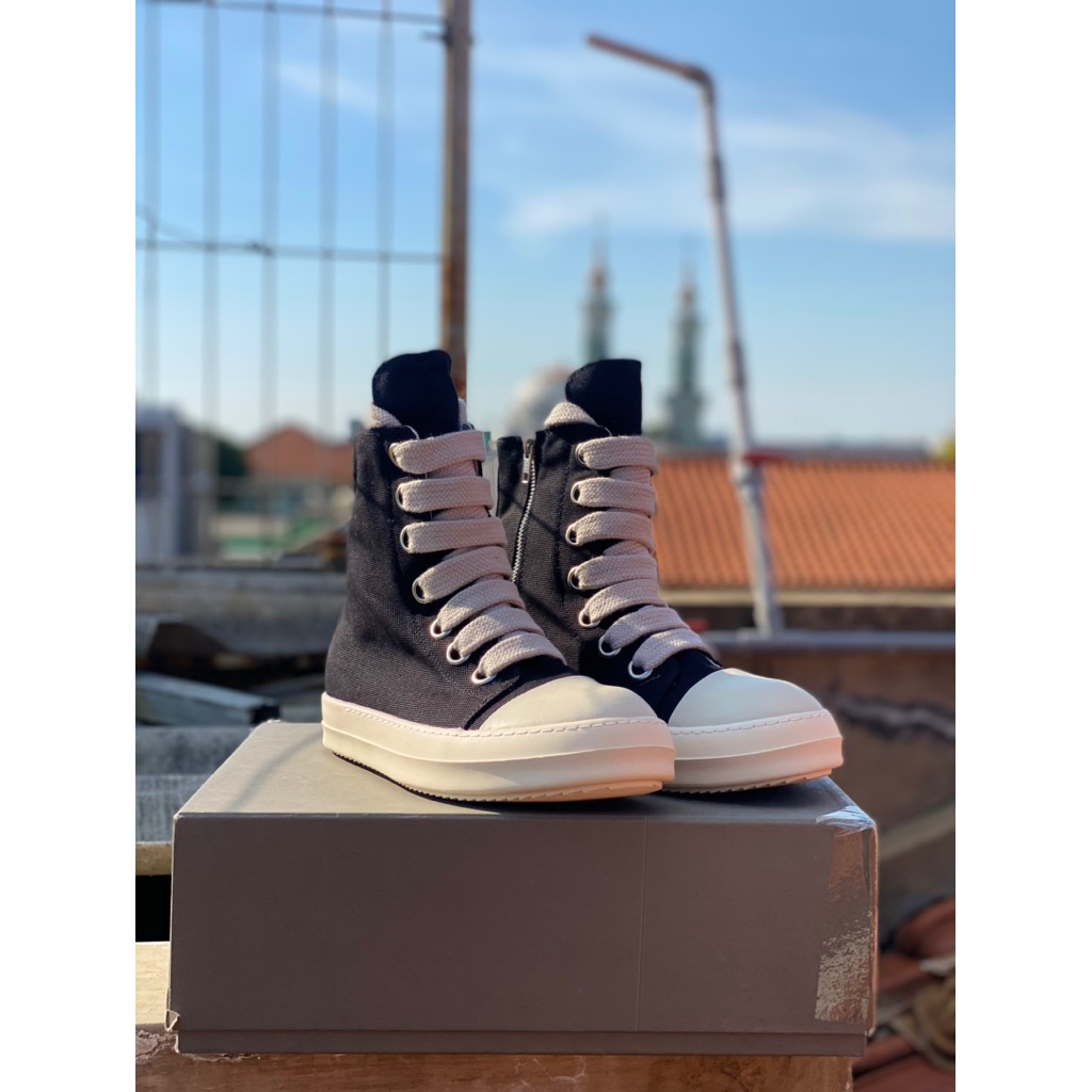 (READY) RICK OWENS RAMONES HI JUMBOLACES BLACK CANVAS 44