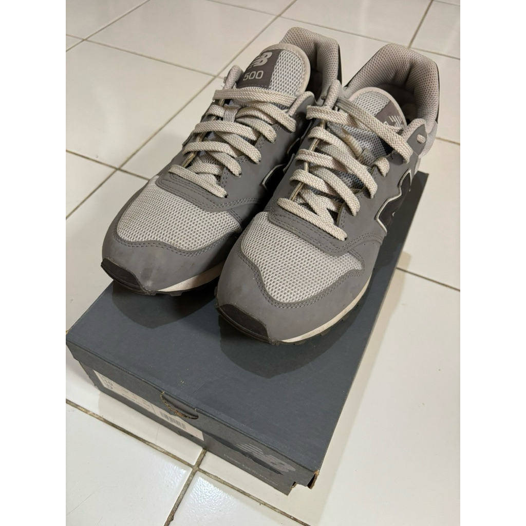 Preloved New Balance 500 Men's Sneakers Shoes Grey Size 44 - sepatu kasual pria abu