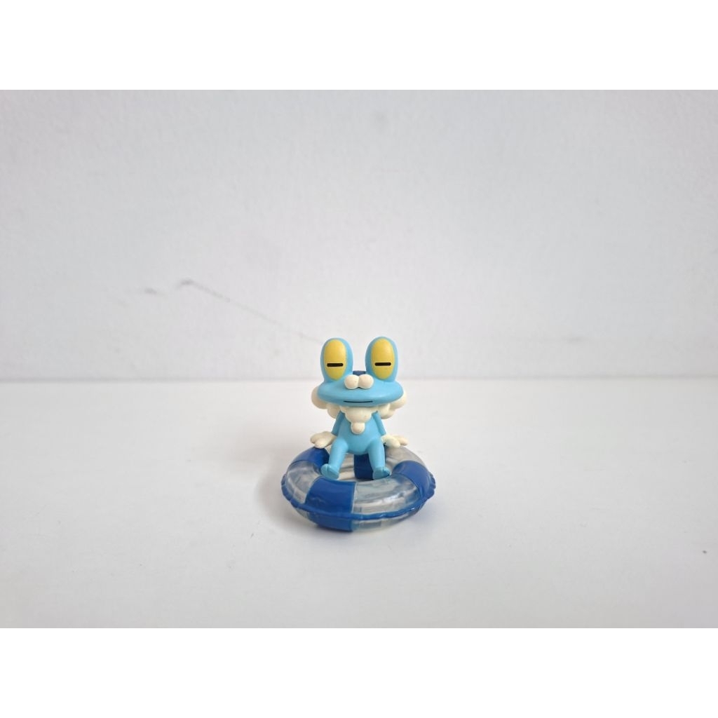 Pokemon Figure Froakie Ban Figure Froakie Figure Tomy