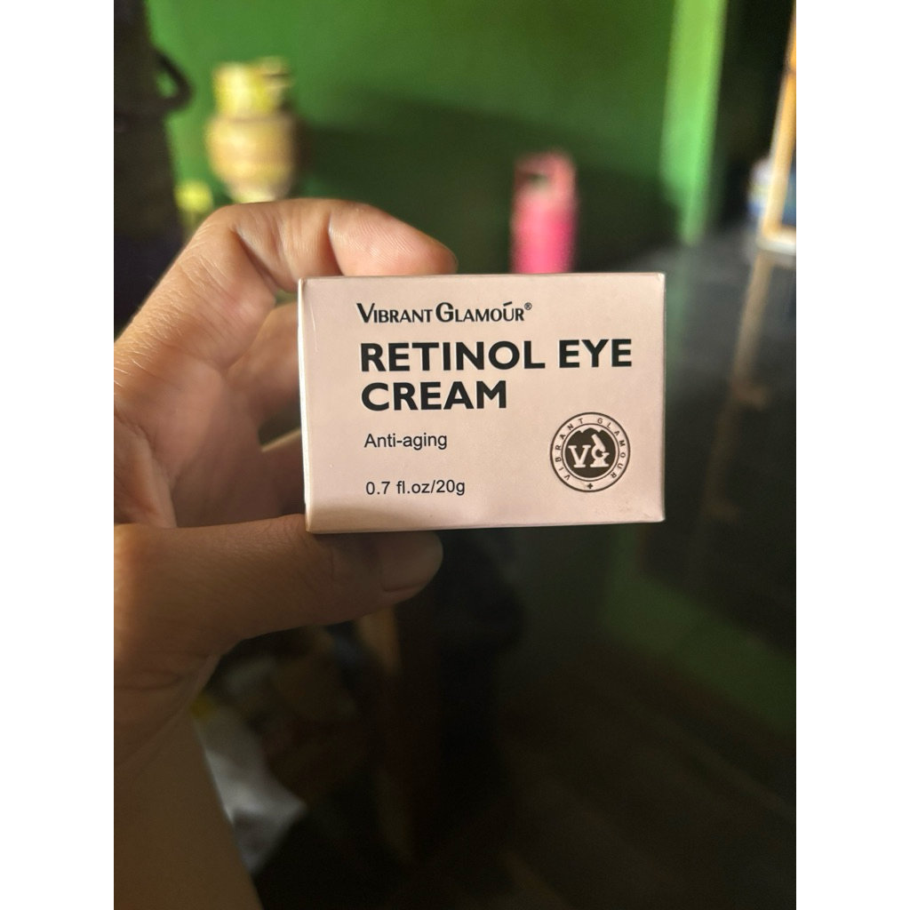New Vibrant Glamour  Retinol Eye Cream 20g