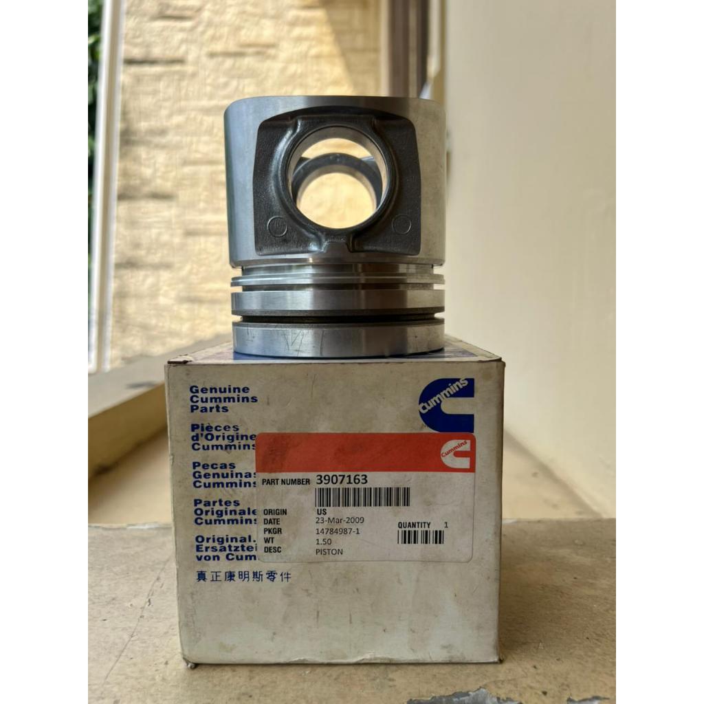 CUMMINS GENUINE PISTON 3907163 STD Engine 4BT 3.9 / 6BT 5.9 - New Old Stock - Origin USA