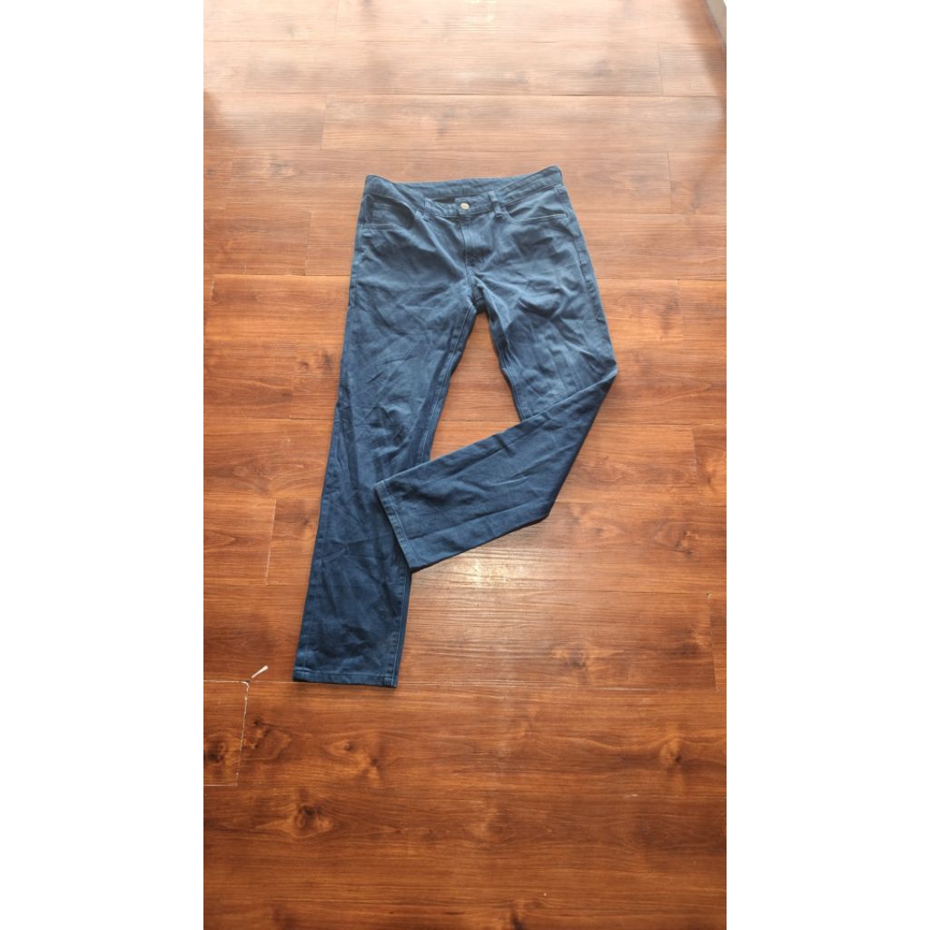 pl celana jeans uniqlo size 29,30