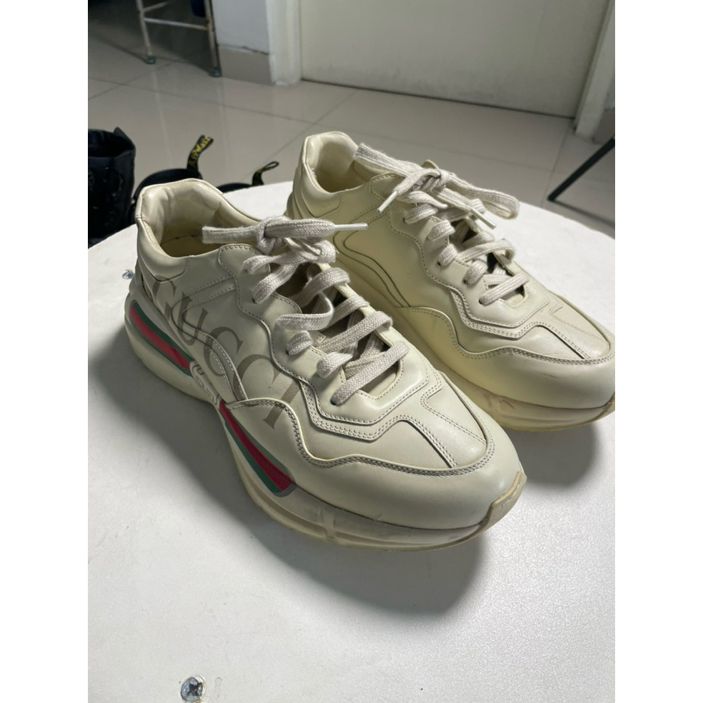 sepatu preloved pria gucci/sepatubrandedpreloved/sepatulikenew