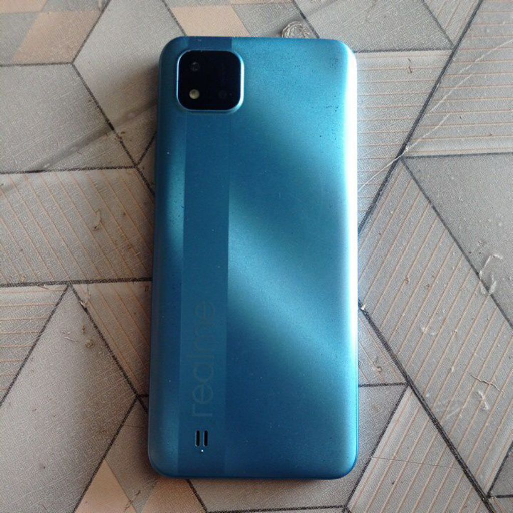 LCD REALME C 11 BEKAS