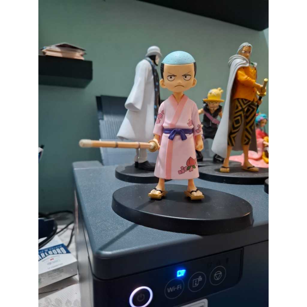 BANPRESTO Figure DXF One Piece Kid Momonosuke (Loose)