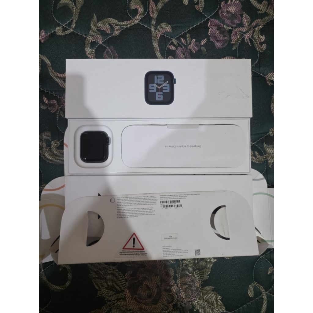 Apple Watch SE 2 iBox 40mm bh86 iWatch seken bekas second