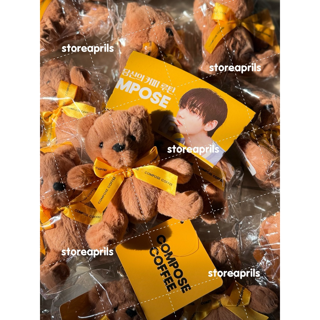 Compose coffee V bts cup bear keychain