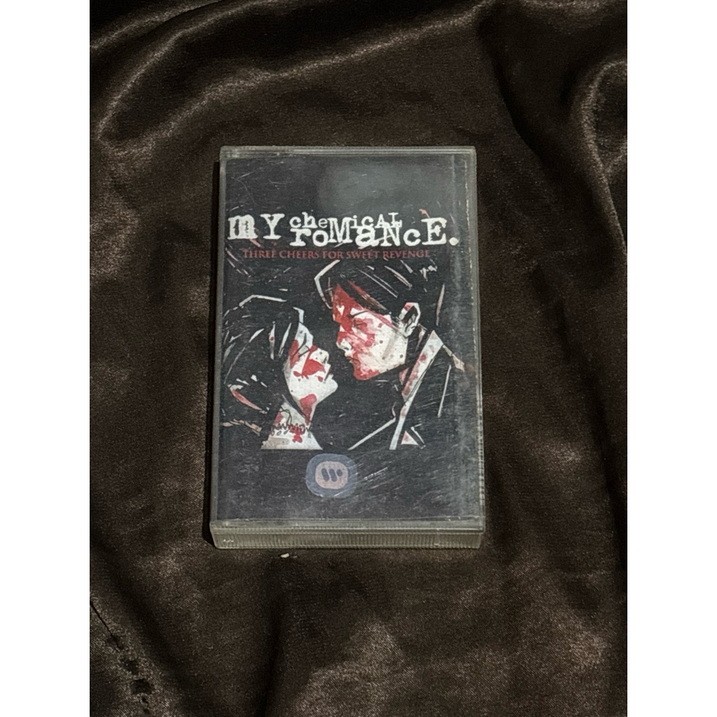 [BOOTLEG] KASET PITA MY CHEMICAL ROMANCE MCR THREE CHEERS FOR SWEET REVENGE