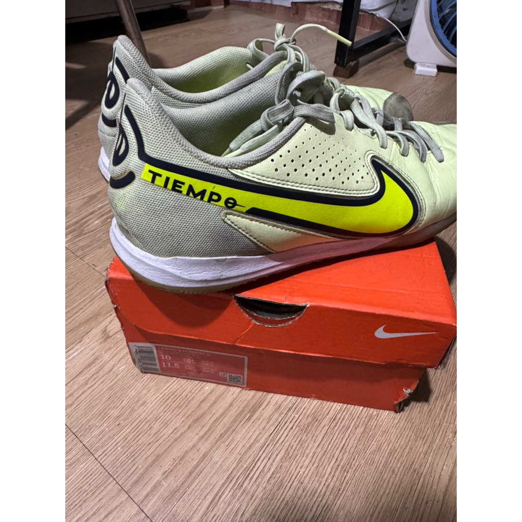 Nike Futsal Tiempo Legend