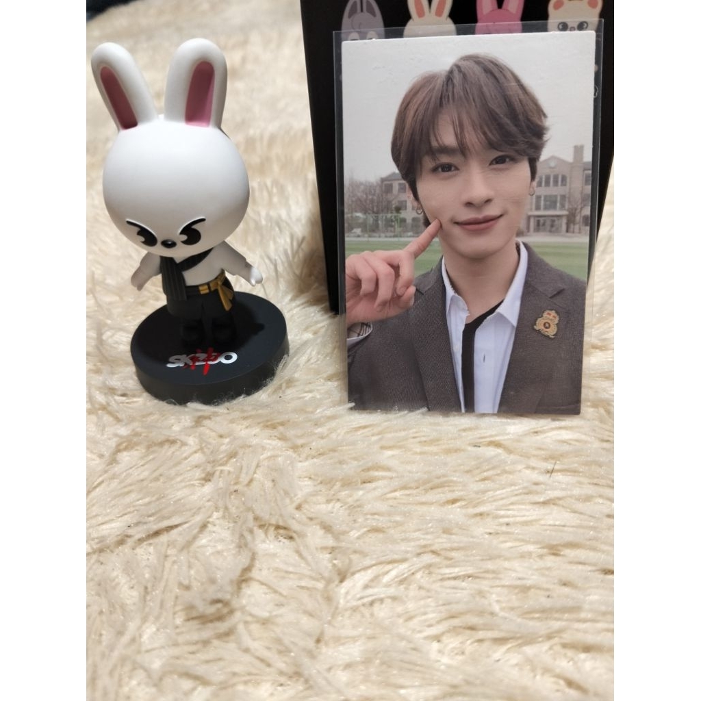 Straykids Lee Know Go Live Concept Memcop FREE 2 Photocard Lee Know