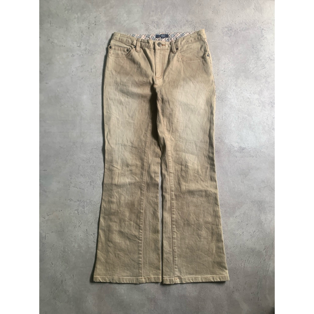 Burberry London Women Bootcut jeans