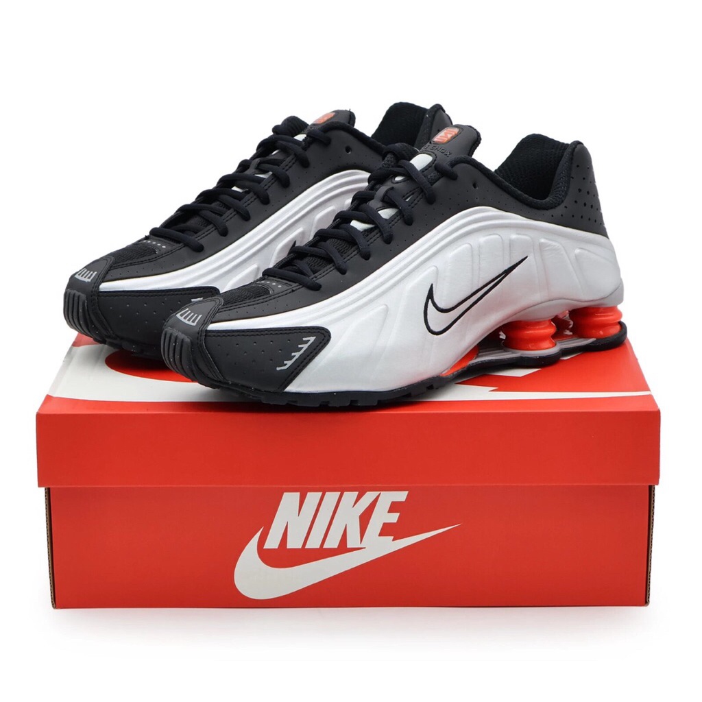 Blackshoes - Sepatu Sneakers Nike Shox R4 Black Silver Red