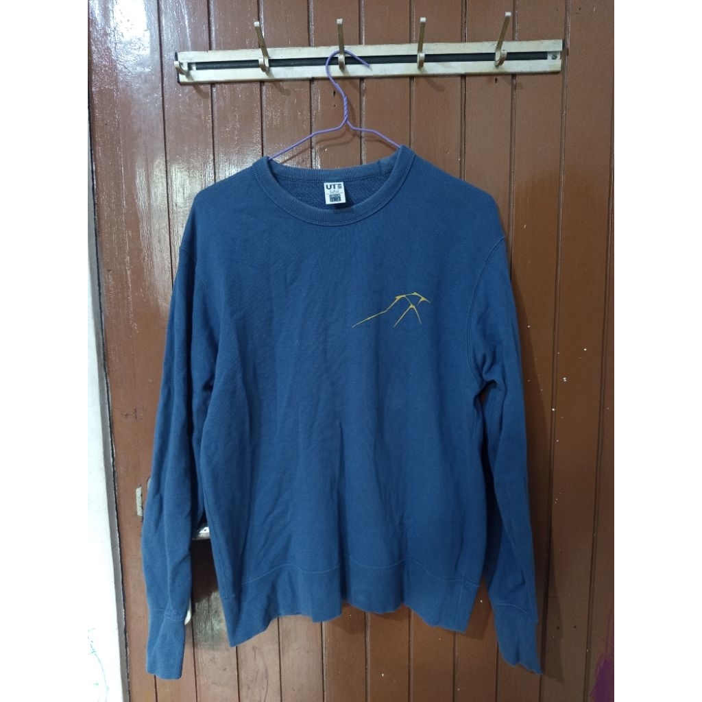 cn ut uniqlo navy