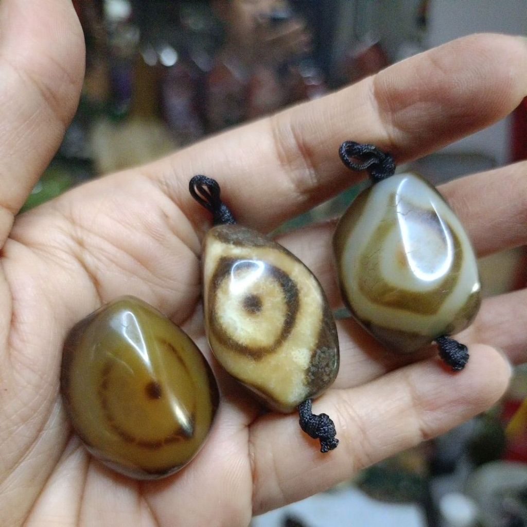 tibetan dzi beads blessed old antique premium one eye (2eye) blessing