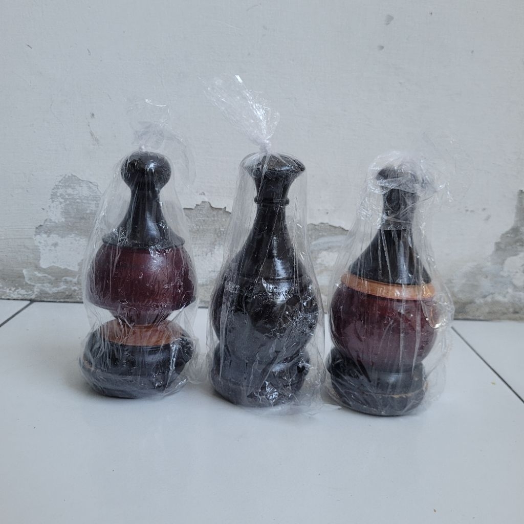 pion mahkota sangkar burung kayu finishing cat