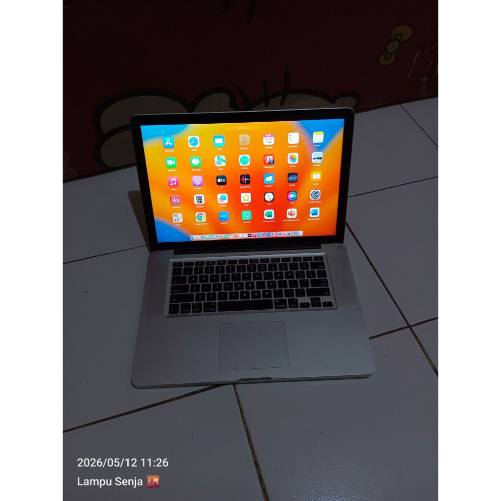Macbook Pro 2011 15 inch intel Core i7