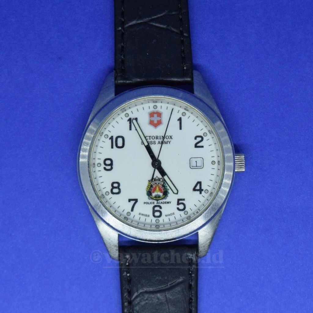 Jam Tangan Victorinox Swiss Movement Edisi Akademi Kepolisian 2009 Police Academy Watch