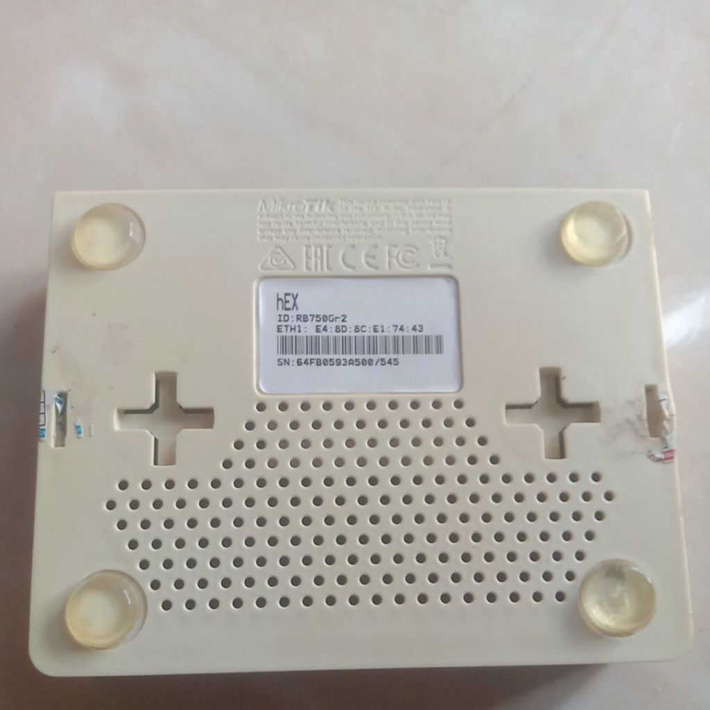 mikrotik RB 750gr2