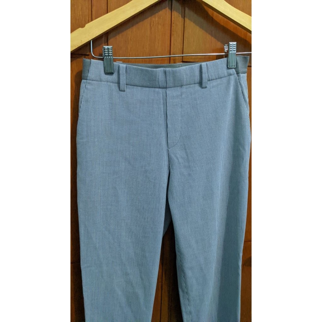 CELANA UNIQLO Smart Ankle Pants (Preloved)