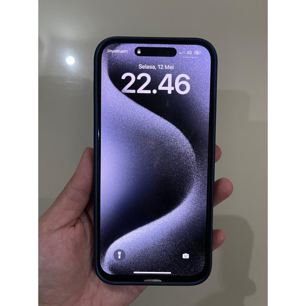 iPhone 15 pro Max second