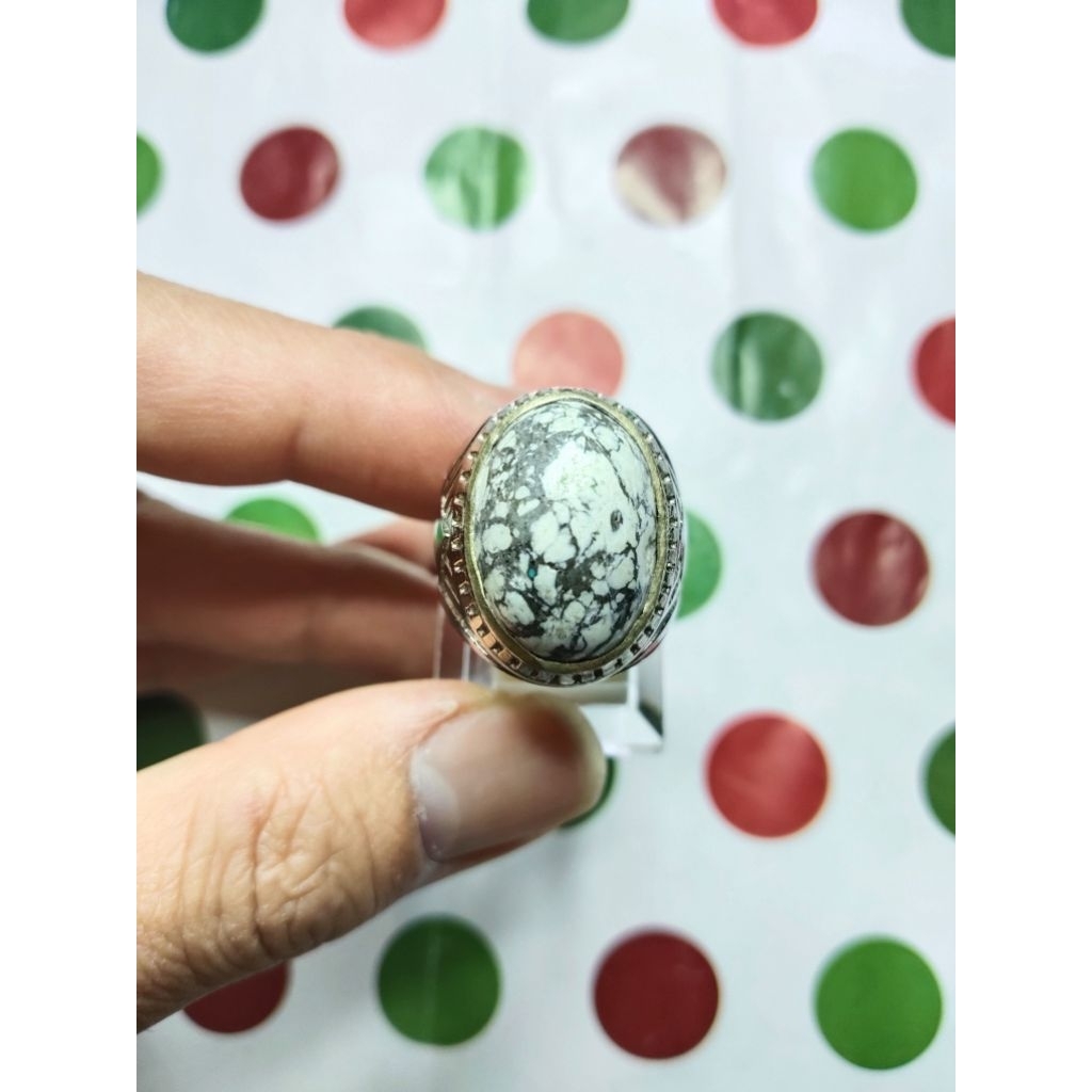 BATU AKIK PIRUS PUTIH