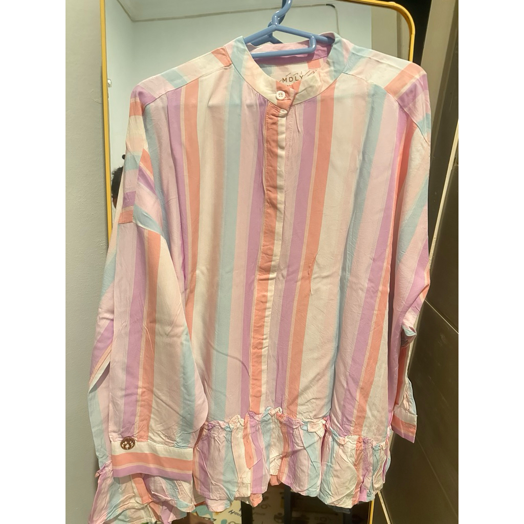 NEW blouse mdly