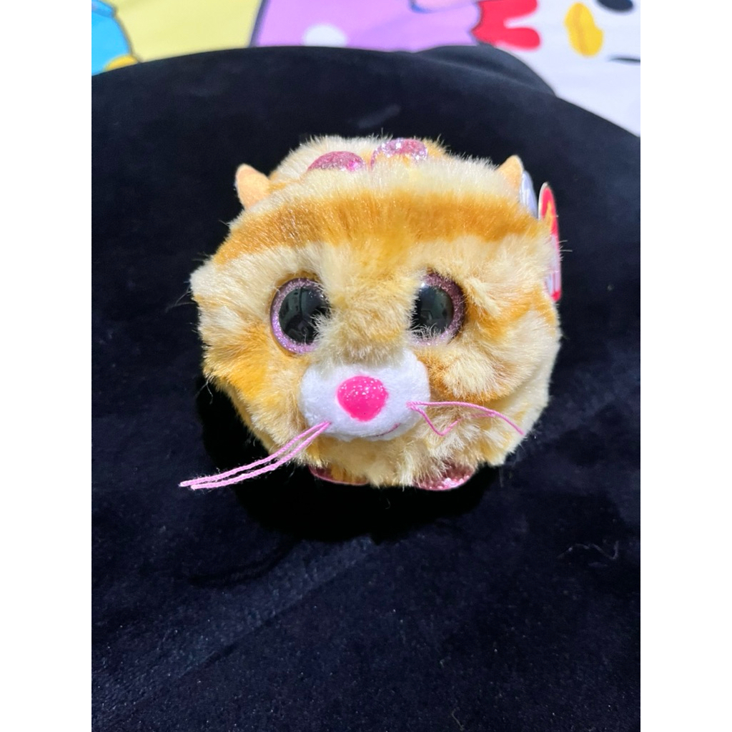 Boneka Bola Kucing TY Puffies