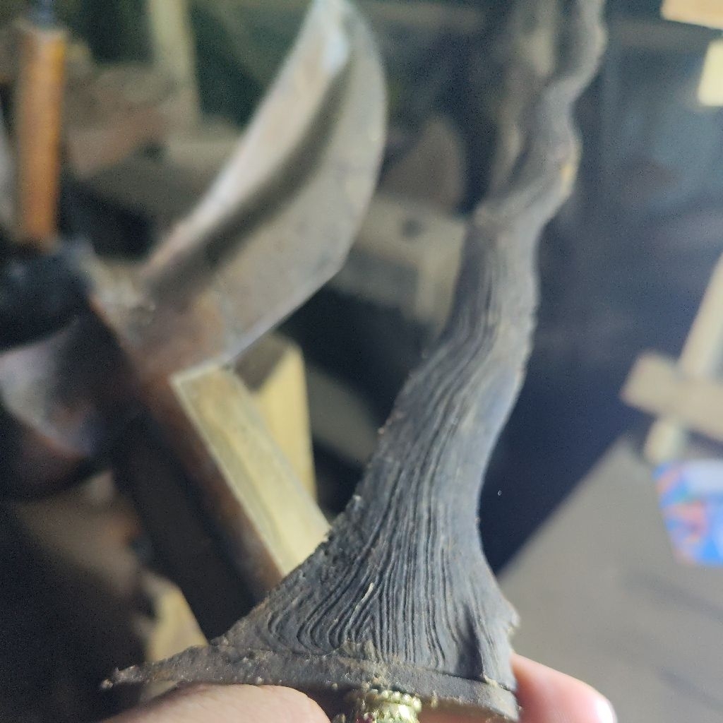 keris temuan kampung pamor junjung drajat