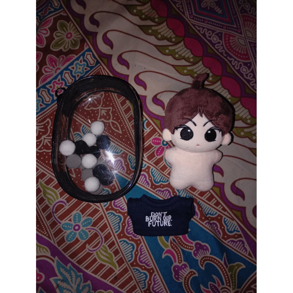doll Zhen wuyu(jungwon), clothes dan pouch doll 10cm