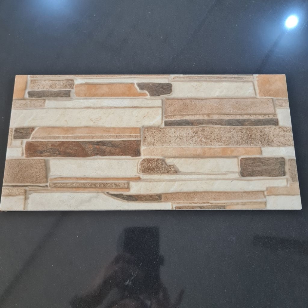keramik 20x40 dinding kia  goldsand bg kw1/keramik motif batu alam