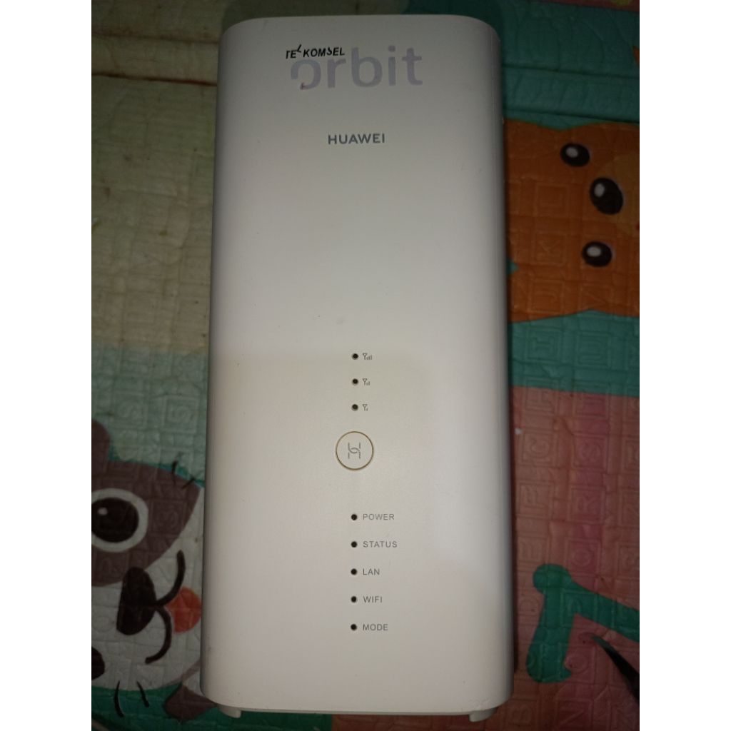 MODEM ROUTER HUAWEI B818-260 4G+ CAT19 SUDAH SEMUA KARTU WIFI MIFI