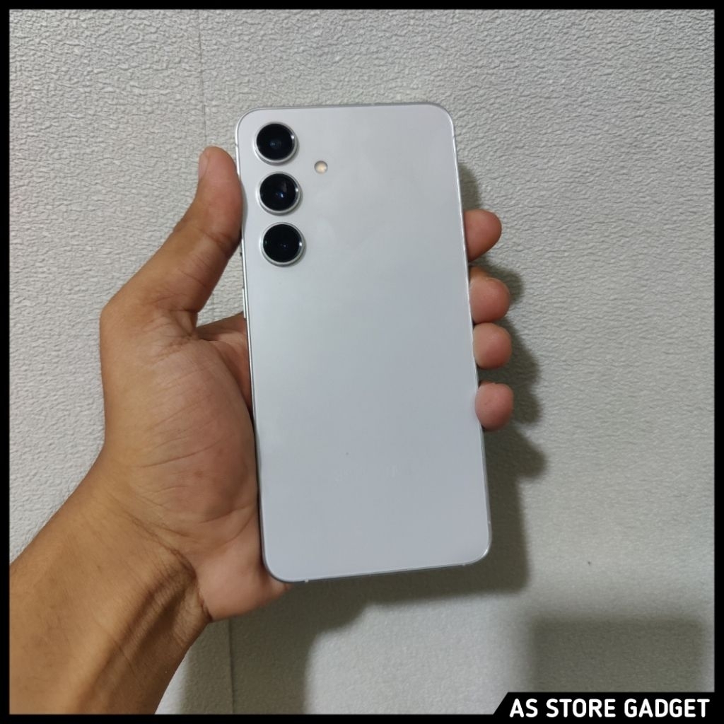 Samsung Galaxy S24 8/256 Second Handphone