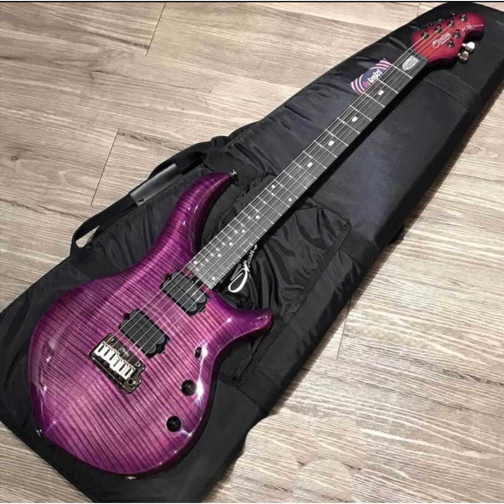 Sterling by Musicman maj200 Purple original
