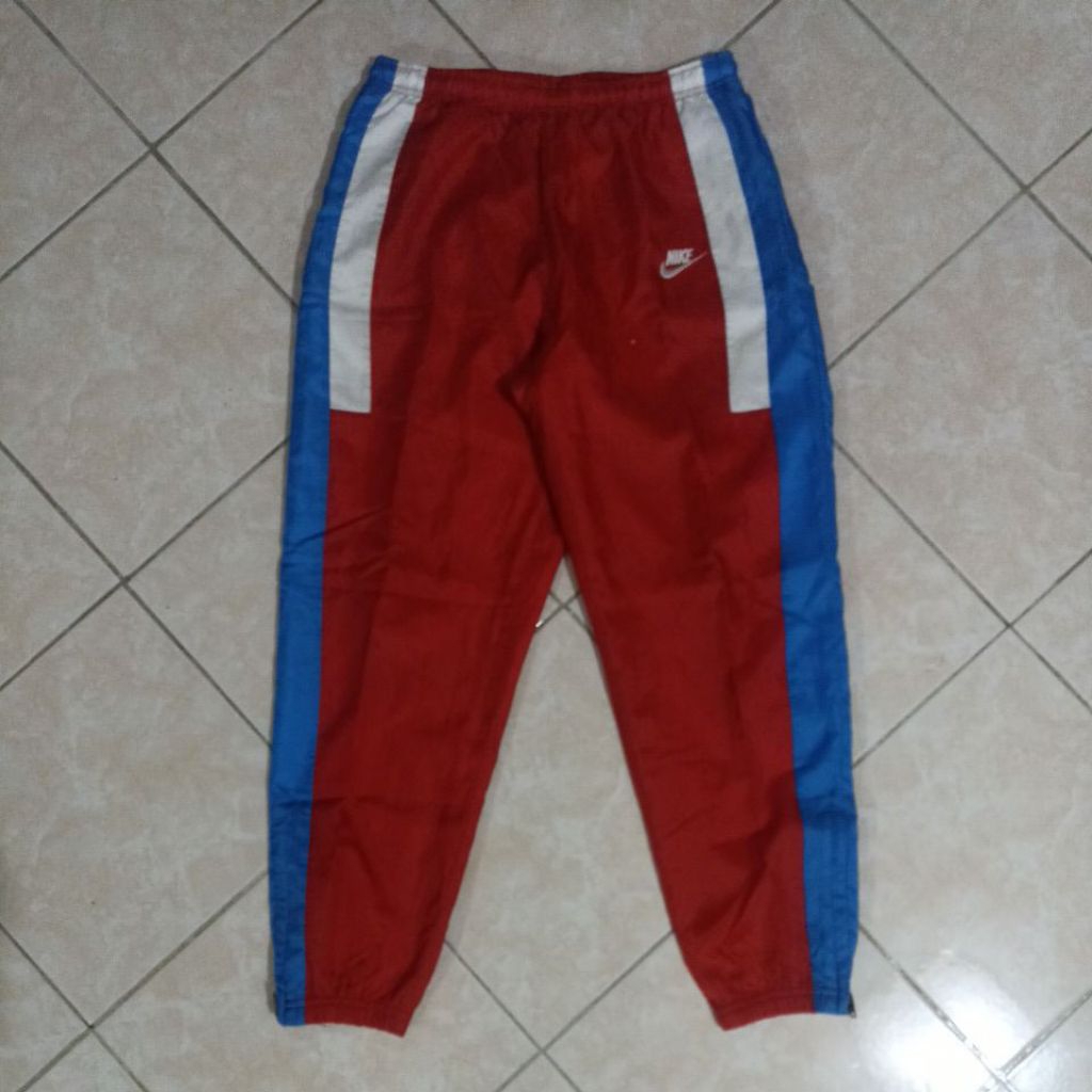 celana joger parasut Nike