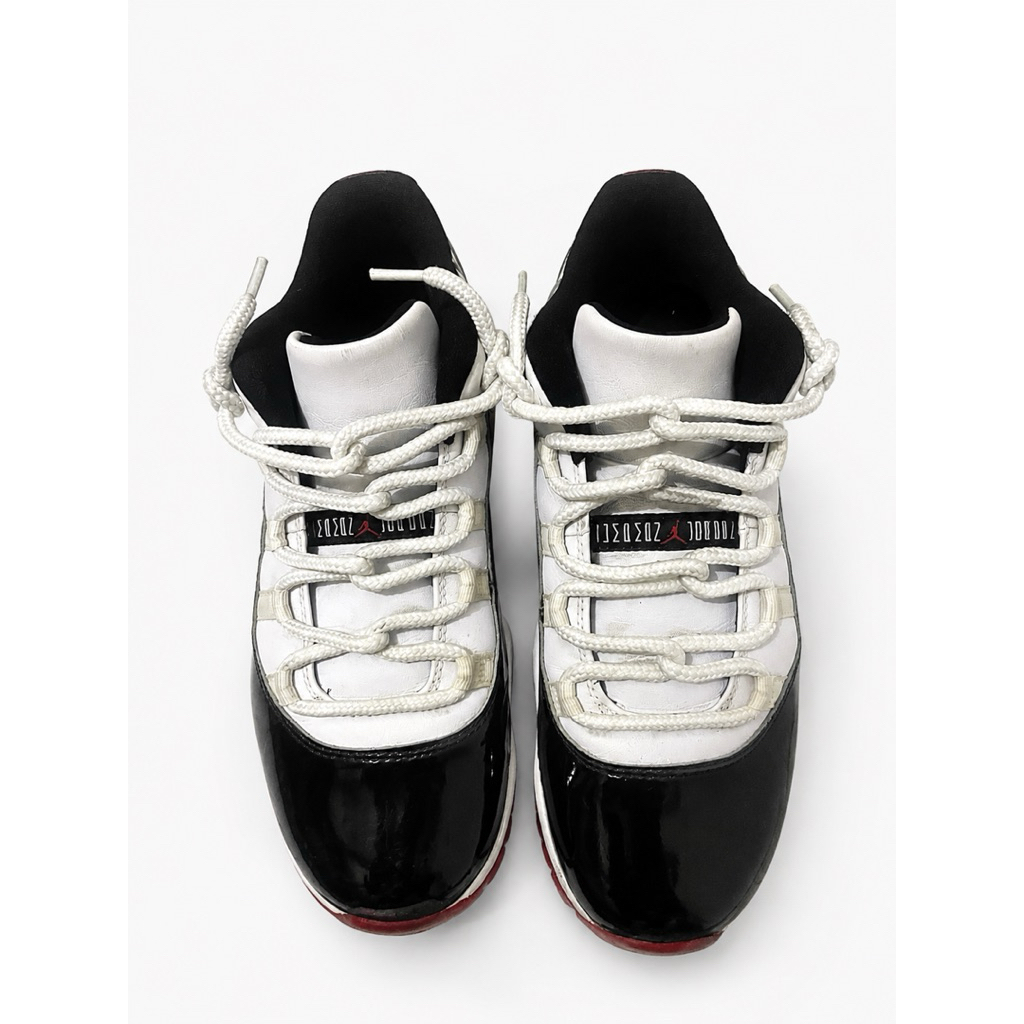 Air Jordan 11 Black White Red