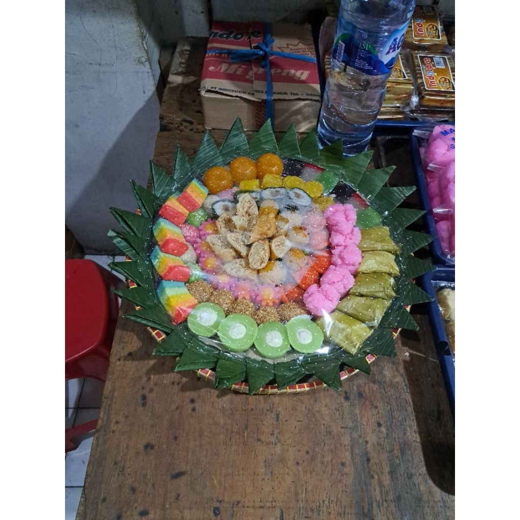 KUE TAMPAH JAJANAN PASAR BIASA