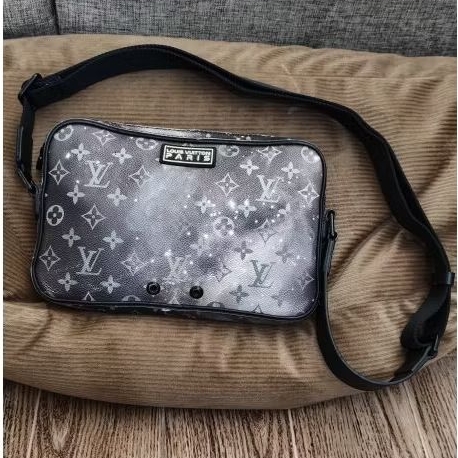 Tas Cambag Shoulder Louis Vuitton (second)