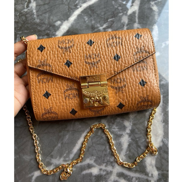 preloved mini sling shoulder m-cm kulit asli size 18 cm